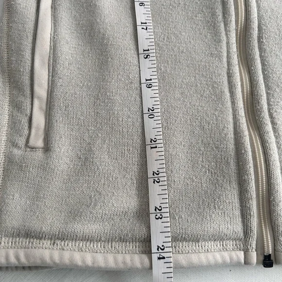 Patagonia Women’s’ Outwear Vest Tan Med - Picture 5 of 6